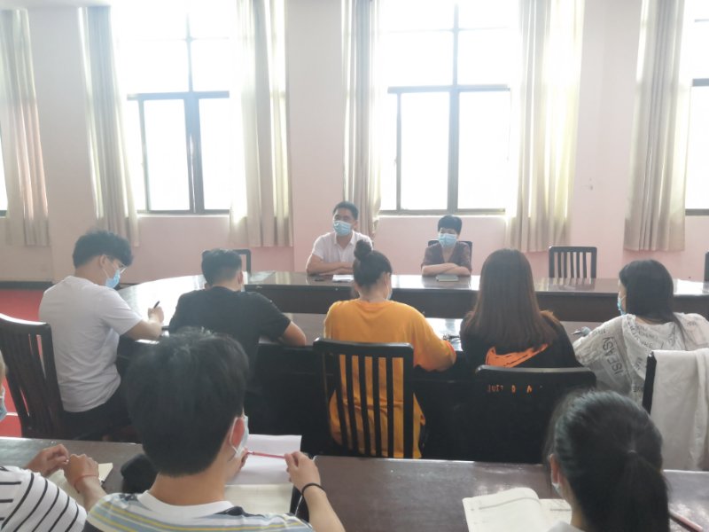 谈球吧体育app下载