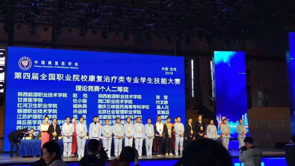 谈球吧体育app下载