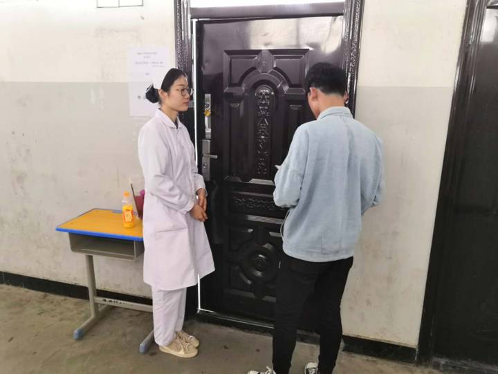 谈球吧体育app下载