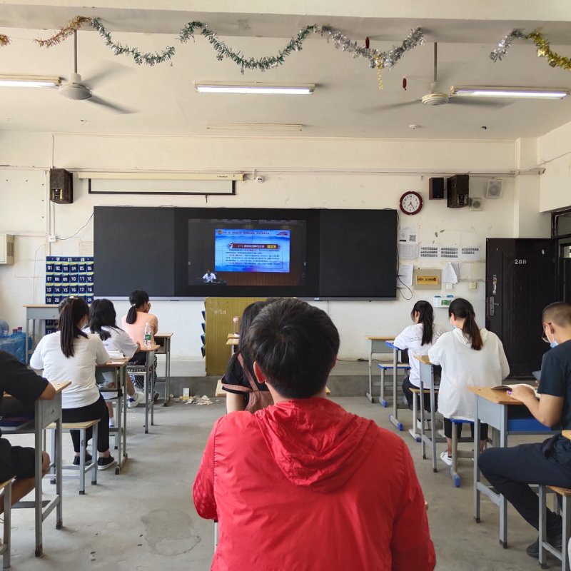 谈球吧体育app下载