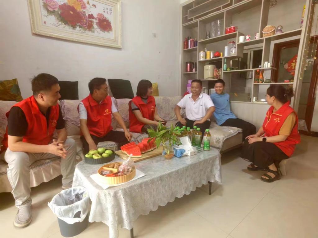 谈球吧体育app下载