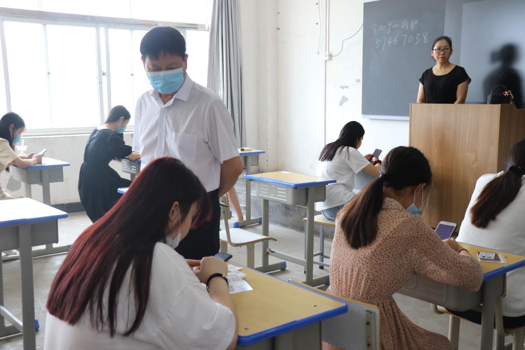 谈球吧体育app下载
