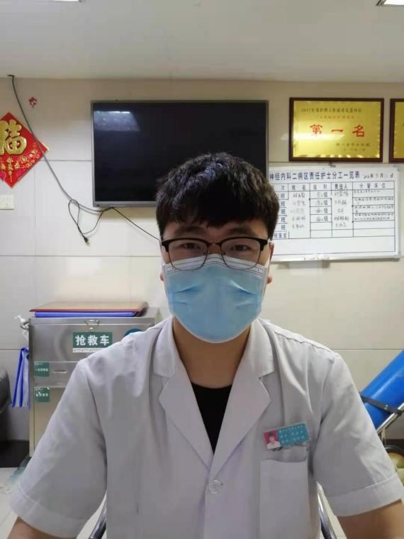 谈球吧体育app下载