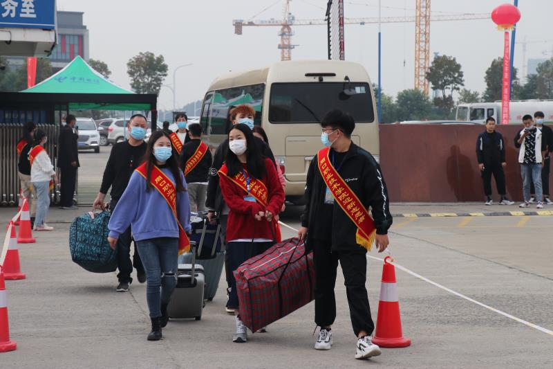 谈球吧体育app下载