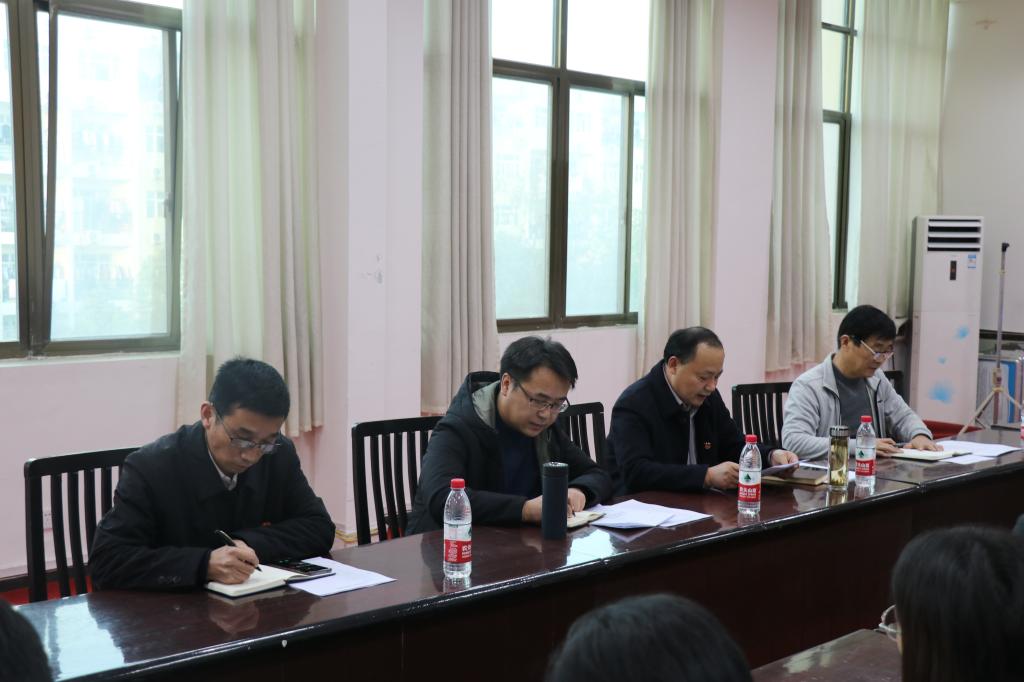 谈球吧体育app下载
