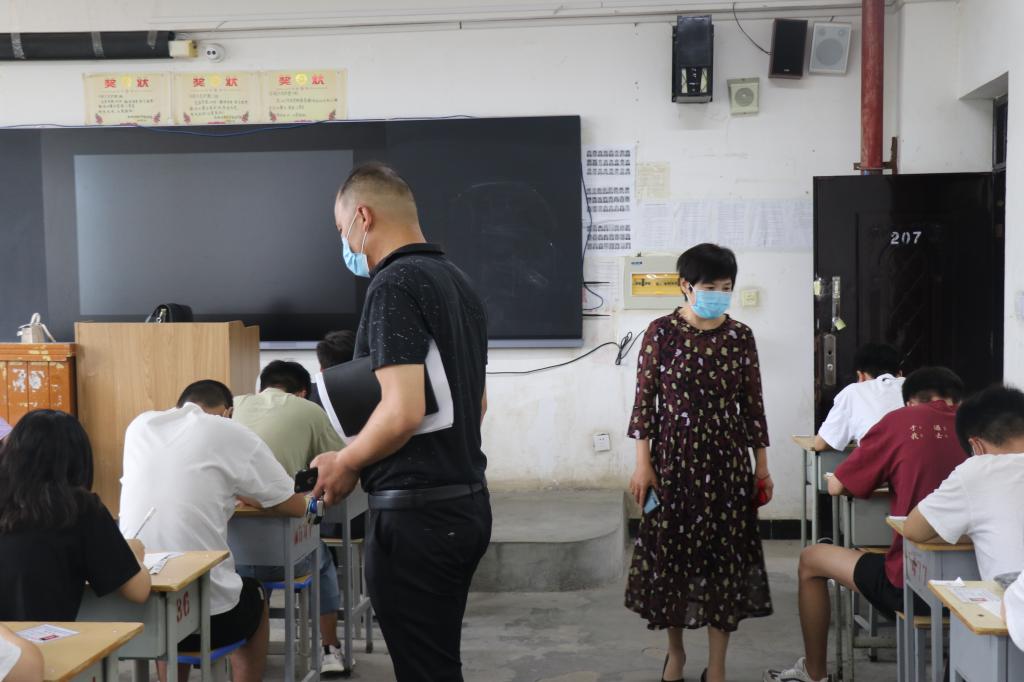 谈球吧体育app下载