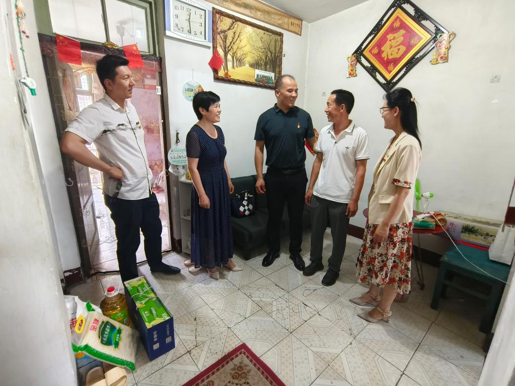 谈球吧体育app下载
