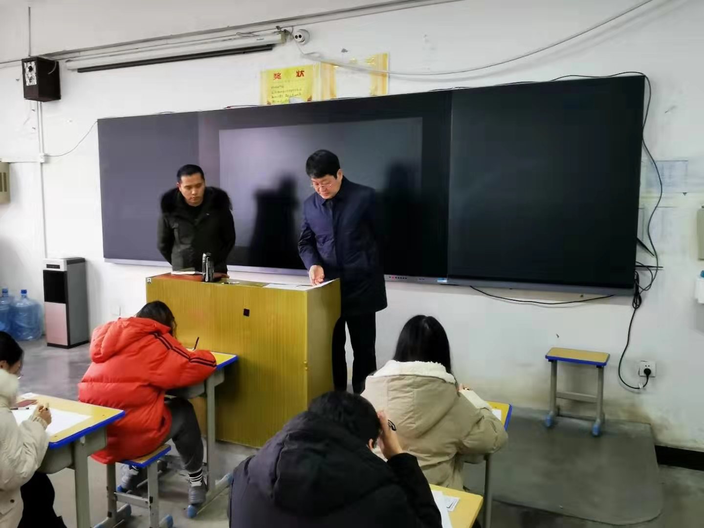 谈球吧体育app下载
