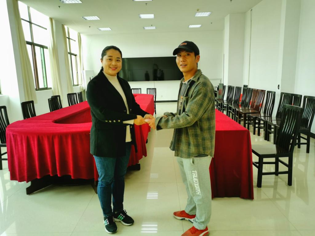 谈球吧体育app下载