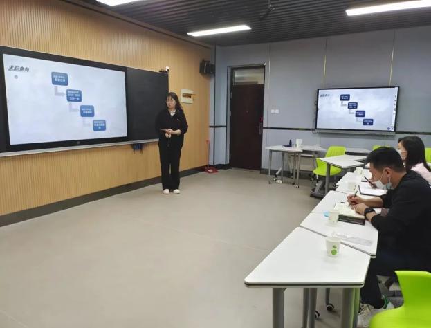 谈球吧体育app下载